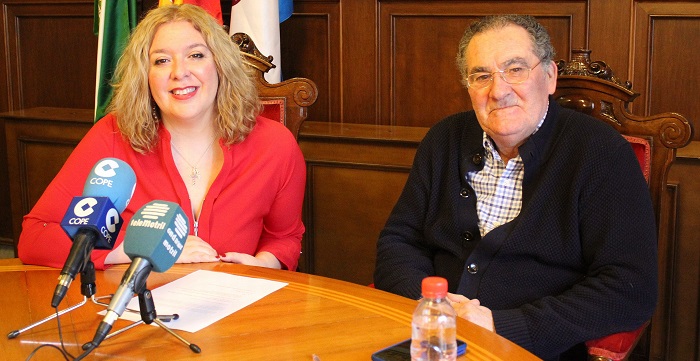 Flor Almón y Antonio Escámez en rueda de prensa