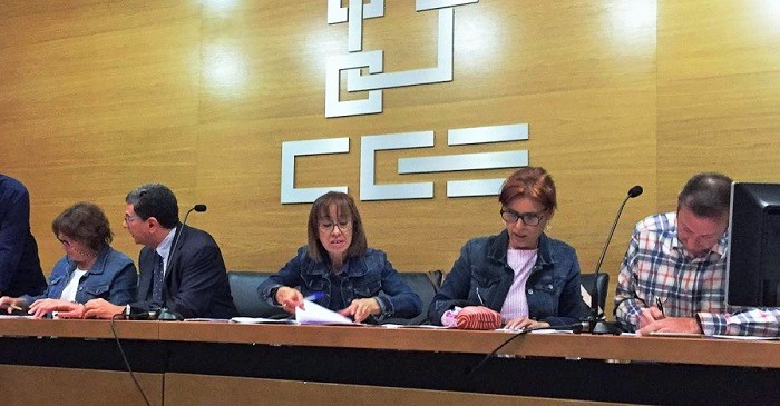 Firmado el Convenio de Comercio que da cobertura a 12 mil personas en la provincia de Granada.jpg
