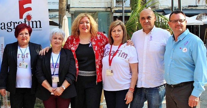 Foto de familia con los miembros de AGRAFIM