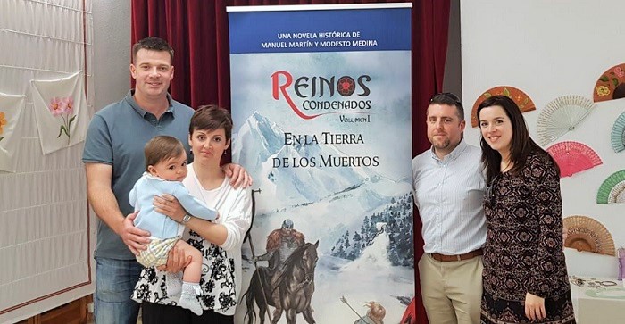 Salobreña acogió la presentación de la novela histórica Reinos Condenados - En la Tierra de los Muertos