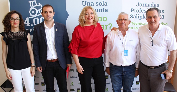 Agricultura y Ayto. de Motril destacan la pujanza de los semilleros como yacimientos de empleo e innovación.jpg
