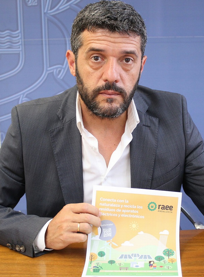 El teniente de alcalde responsable del Servicio Municipal de Limpieza, Francisco Sánchez-Cantalejo.jpg