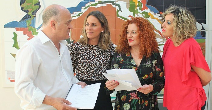 La obra 'La pierna ortopédica de Rimbaud' gana el I Premio de Poesía Melaza Villa de Salobreña