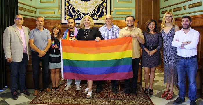 Motril se suma a los actos de apoyo al colectivo LGTBI.jpg
