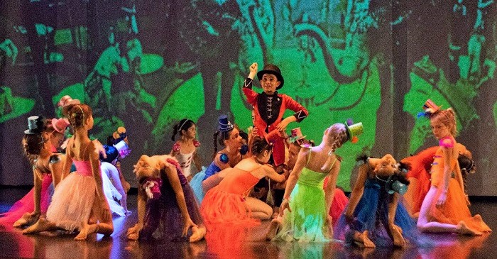 Solange Janssens triunfó en la Casa de la Cultura con su festival de fin de curso.jpg