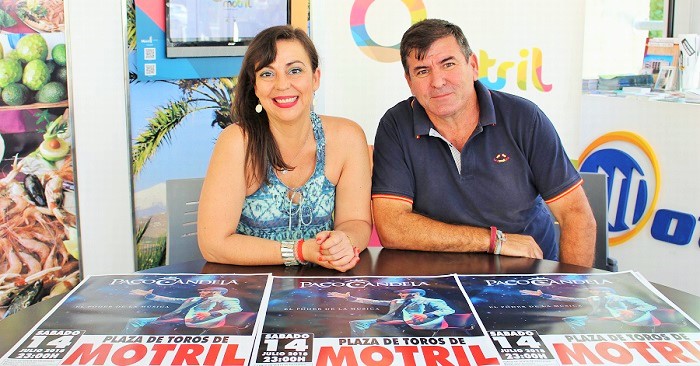 Alicia Crespo junto a Jorge Aguaza en la presentación del concierto de Paco Candela