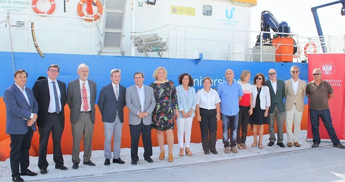 Motril acoge la primera expedición del buque oceanográfico UCADIZ dentro del Campus de Excelencia del Mar ‘CEI·MAR’.jpg