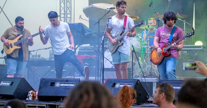 El Festival Rockholera llena la Feria del Día de Motril del mejor rock y pop