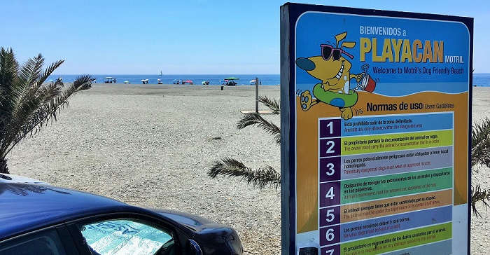 La playa para perros de Motril se convierte en uno de los recursos turísticos con más aceptación.jpg