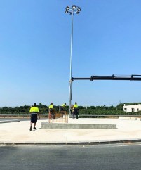 Seguridad con mayor iluminación en la rotonda de Lobres