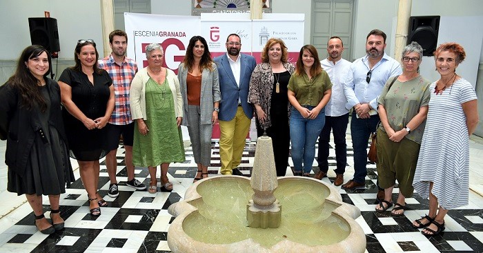 “Escenia Granada” lleva el teatro, el circo y la danza a 7.000 escolares de la provincia.jpg