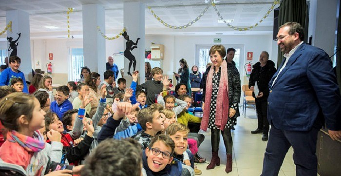 El nuevo curso escolar comienza con un aumento de 187 docentes en los centros educativos públicos granadinos