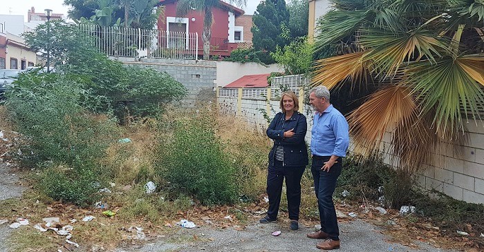 El PP pide a Almón que lleve a cabo la limpieza integral de los solares abandonados que hay en Motril