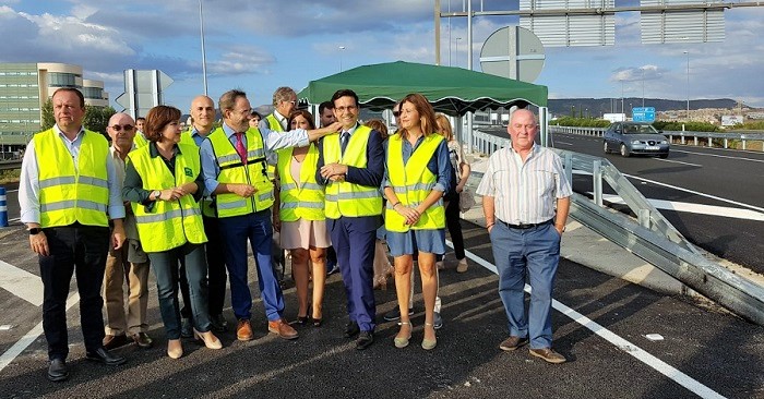 La nueva conexión del PTS con la Ronda Sur de Granada y la A-44 abre al tráfico tras una inversión de más de 450 mil €.jpg