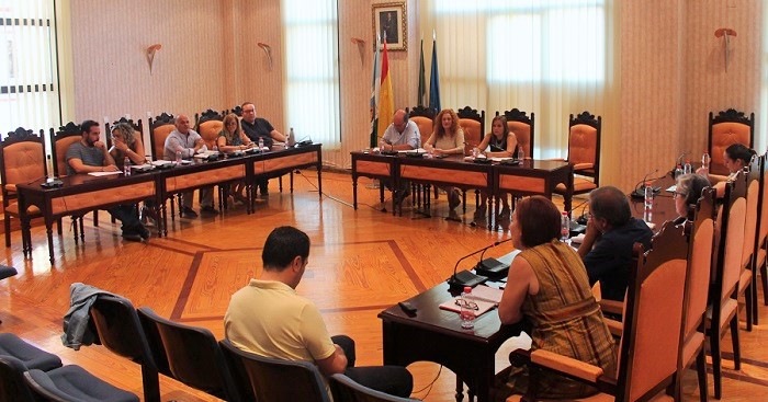 Pleno del Ayuntamiento de Salobreña.jpg