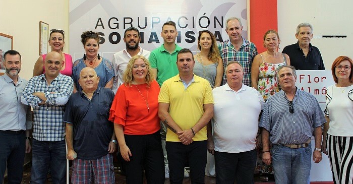 Presentación del candidato del PSOE en Torrenueva.jpg