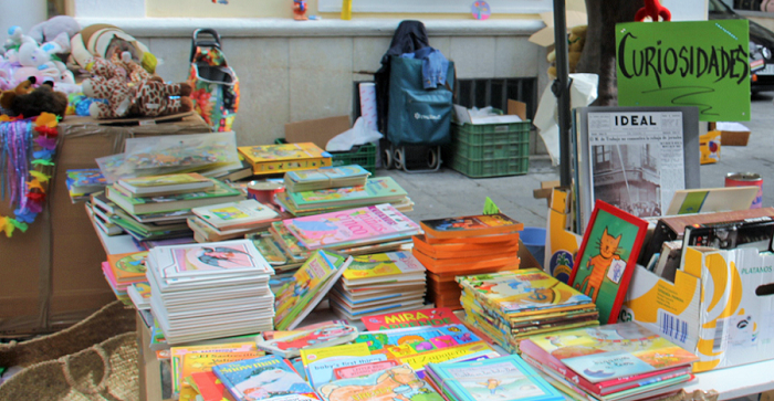 Cáritas recauda más de 900 euros en la IV Feria Benéfica del Libro Usado