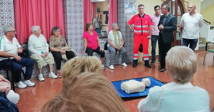 El Centro de Participación Activa inicia sus talleres con una jornada formativa en Reanimación Cardiopulmonar.jpg