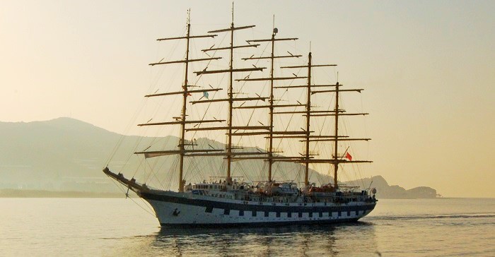 El velero de lujo Royal Clipper vuelve este jueves al Puerto de Motril.jpg