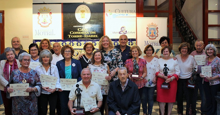 Susana Rubio y Rosario Rodríguez, vencedoras del XV Certamen de Poesía y Redacción ‘Premios Salvador Varo’.jpg