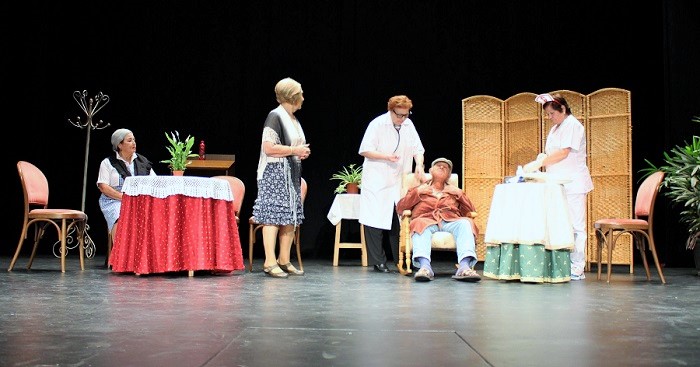 Teatro Día del Mayor Motril.jpg