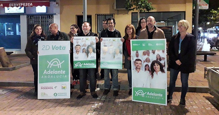 Adelante Andalucía eligió la Plaza de la Cruz Verde para iniciar una campaña electoral basada en propuestas.jpg