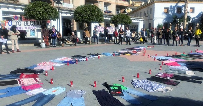 Órgiva dice que “si te hace daño, no es amor”