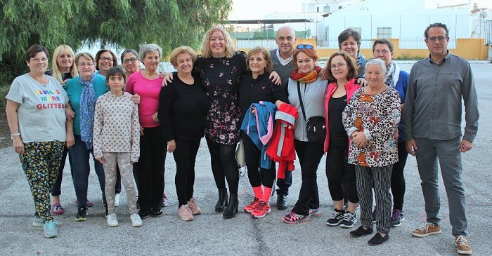 Flor Almón visita varios Talleres Sociales de Adultos de Motril.jpg