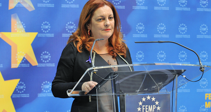 Mª Eugenia Rufino en los premios a las mejores prácticas locales contra la Violencia de Género.png