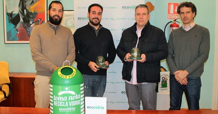 Salobreña incrementa el reciclado de envases de vidrio un 52% respecto al verano pasado.JPG