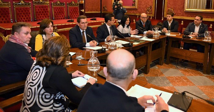 Granada celebra los dos nuevos vuelos con Burdeos y Nantes en un año histórico para el aeropuerto.jpg