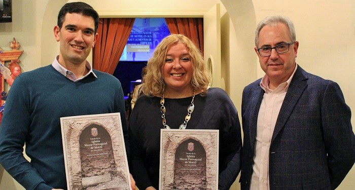 Flor Almón destaca la labor de historiadores locales como Jesús Rodríguez Gálvez.jpg