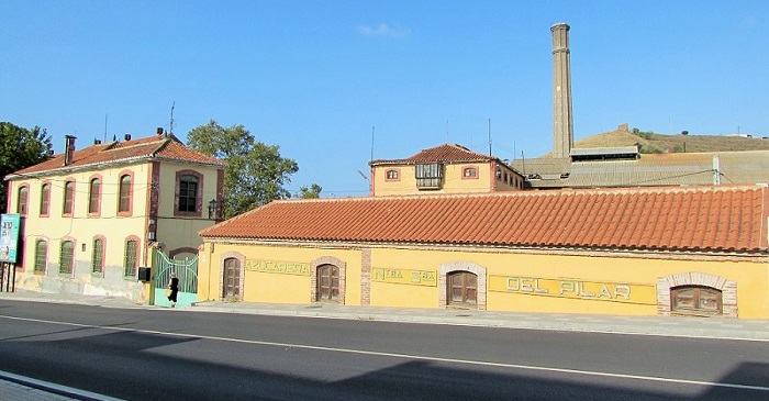 Fábrica del Pilar en Motril.jpg