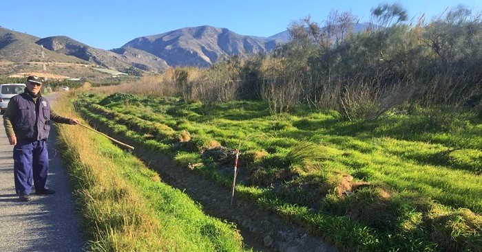 Lobres recupera su tradicional alameda junto al río.jpg