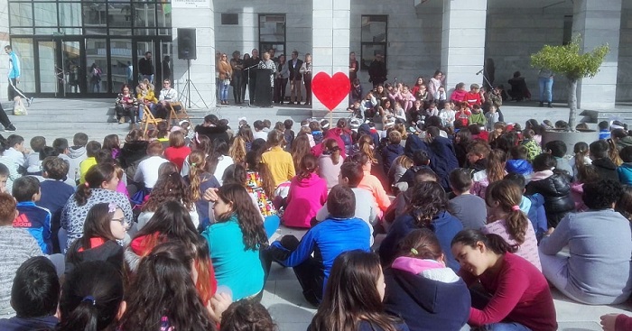 los centros escolares de salobreña celebran el día de la paz