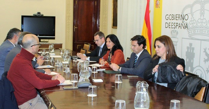 La Mesa del Aeropuerto acuerda trabajar para evitar que Iberia elimine dos vuelos que conectan con Madrid.jpg