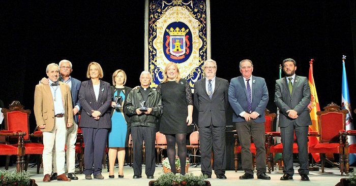 Motril entrega sus Medallas de Oro y nombra hijo predilecto al investigador Fernando Valdivieso.jpg