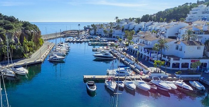 Puerto deportivo de Marina del Este en Almuñécar