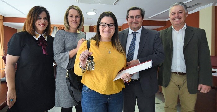 Visogsa entrega en Castell de Ferro 16 viviendas protegidas de alquiler con opción a compra.jpg