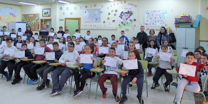Alumnado de sexto de Primaria del CEIP Garvayo Dinelli.jpg