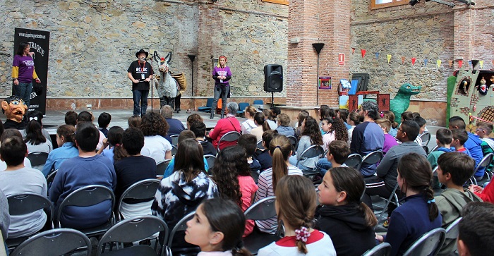 Color, fantasía, humor e ironía en el primer Festival Internacional de Títeres de Motril, que ha comenzado hoy.jpg