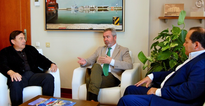 García Fuentes se brinda a colaborar con los empresarios de la Costa Tropical.png