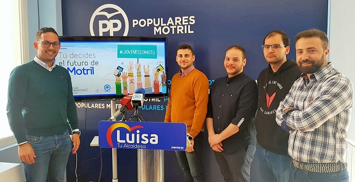 NNGG del PP de Motril inicia la campaña 'Tu decides el futuro de Motril'.jpg