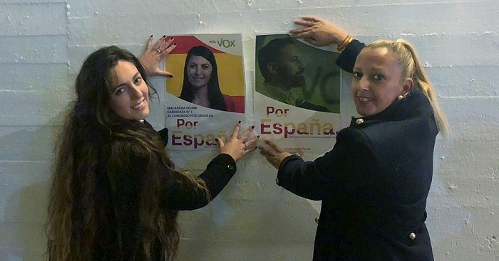 Foto de inicio de campaña para el 28A de Vox Almuñécar - La Herradura.jpg