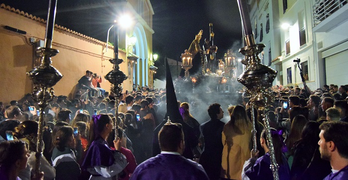 La lluvia impide que las Hermandades del Miércoles Santo terminen su recorrido en Motril.