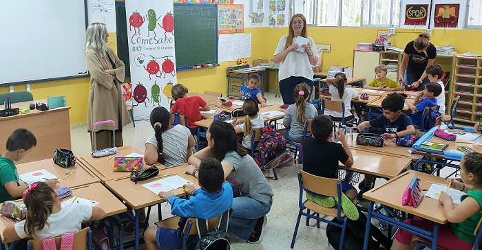 El programa 'ComeSano' de SAT Campos de Granada visita el CEIP Virgen del Mar de Calahonda.jpg