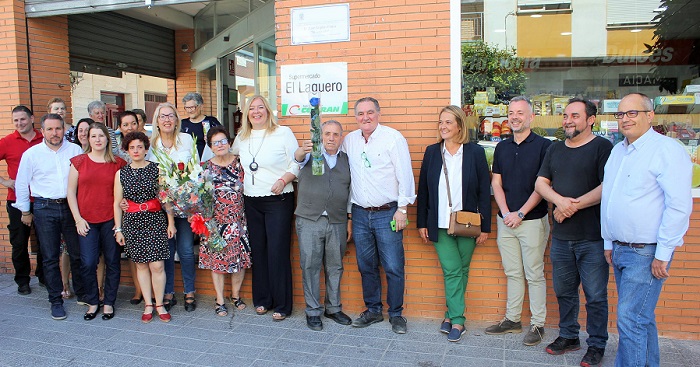 Motril dedica la calle Santísimo a Juan Lupión ‘El Laguero’ por su trayectoria y calidad humana.jpg