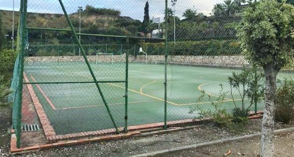 Rehabilitación del polideportivo de La Caleta.jpg