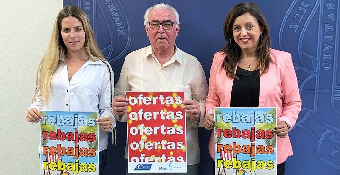 El área de Comercio del Ayuntamiento de Motril anima a comprar en los negocios locales en el período de rebajas.jpg