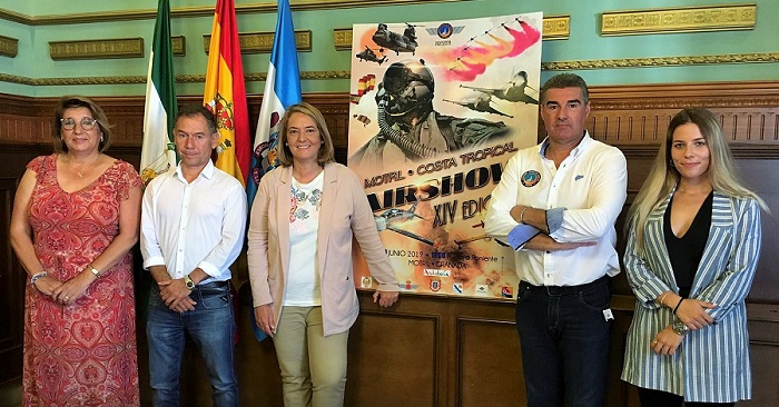 El XIV Festival Aéreo Internacional de Motril espera batir su récord de espectadores el próximo domingo.jpg